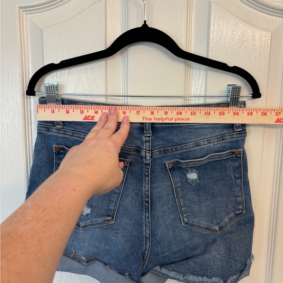 Judy Blue Distressed Denim Jean Shorts Women’s Size Medium Jeans Trendy - Picture 8 of 8